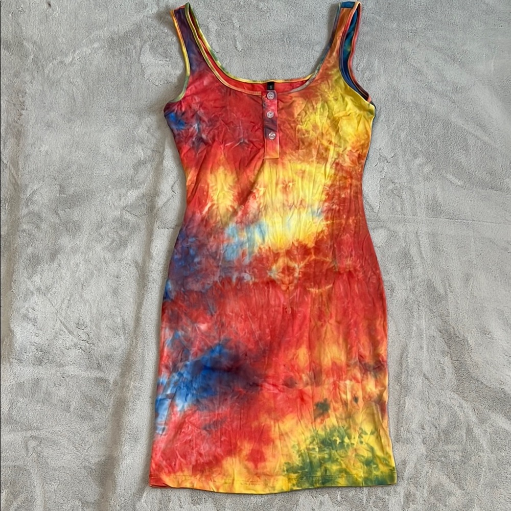 Vibrant Tie-Dye Buttoned Dress‎